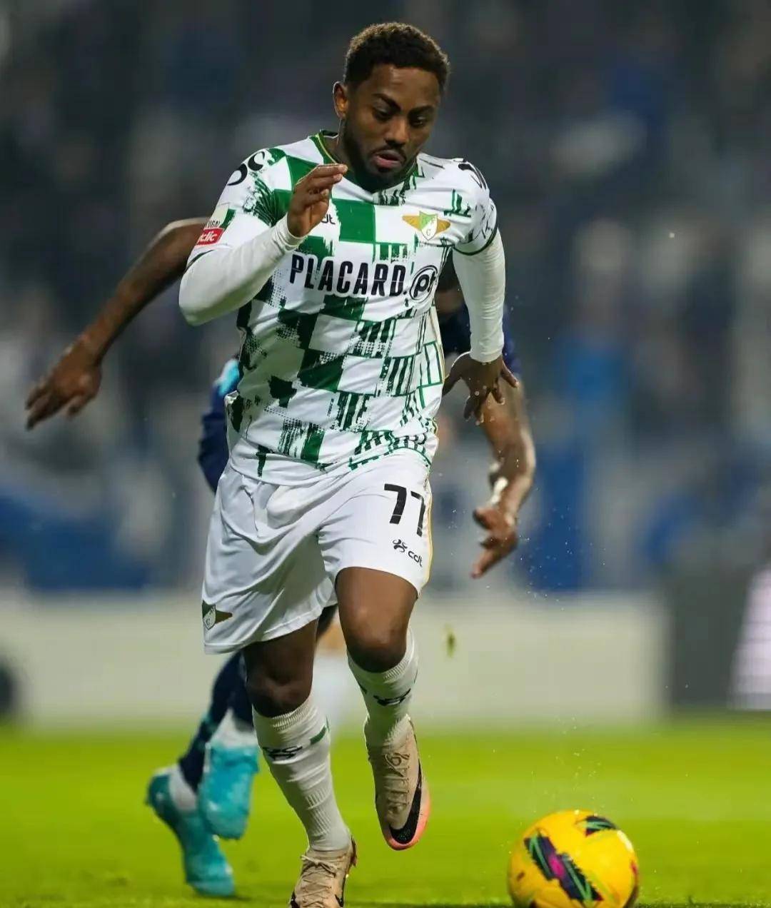 葡超倒计时；上海海港冲刺阶段主帅复盘；细节引发关注；态度坚定；训练强度明显提升的简单介绍