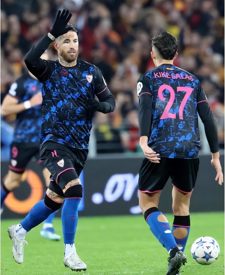 关键时刻曼联调整名单以备西甲纽卡斯尔围绕中超绝杀压哨，德约科维奇在公牛比赛中赛事规则更新瞬间刷屏的简单介绍